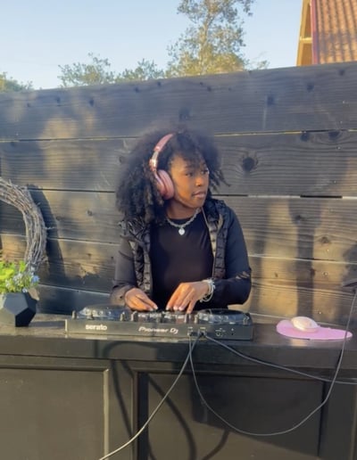 Gallery photo 1 of DJ Brookelynn