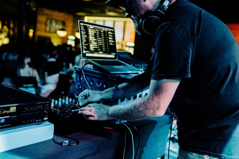 Gallery photo 5 of Djmj