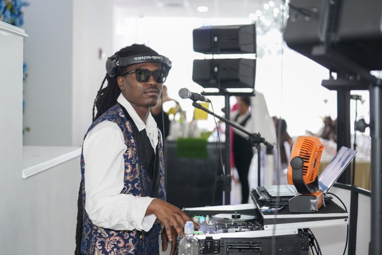 Gallery photo 2 of DJ Wise