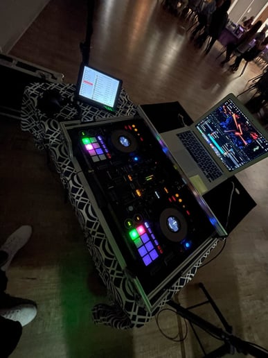 Gallery photo 5 of DjxUnlimited