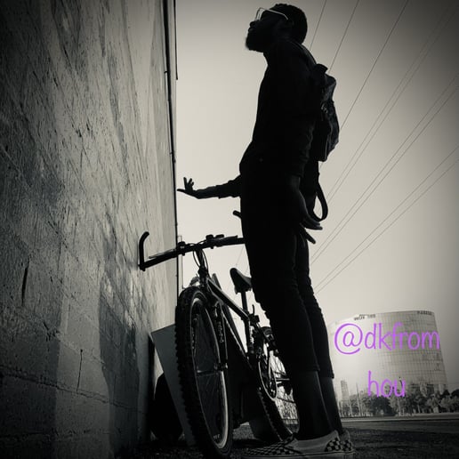 Gallery photo 1 of @dkfromhou