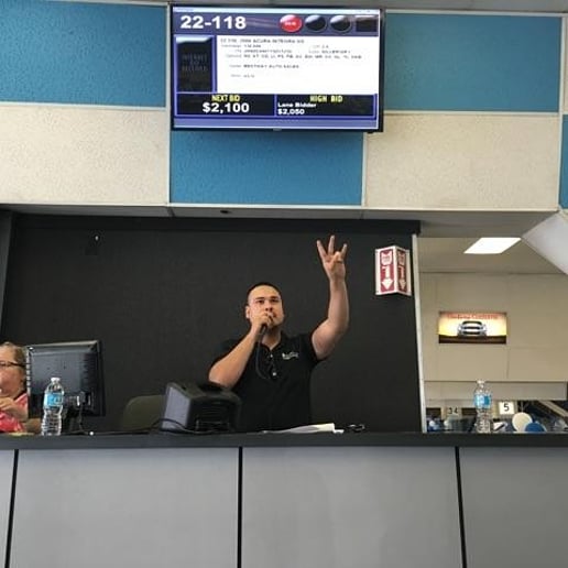 Gallery photo 9 of Daniel Lopez Auctioneer