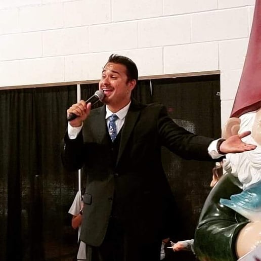 Gallery photo 3 of Daniel Lopez Auctioneer
