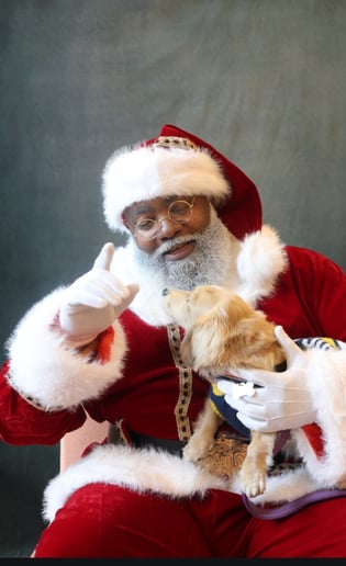 Gallery photo 8 of DMV Santa Claus