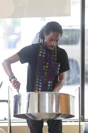 Gallery photo 22 of DoMo The Jack of All Trades