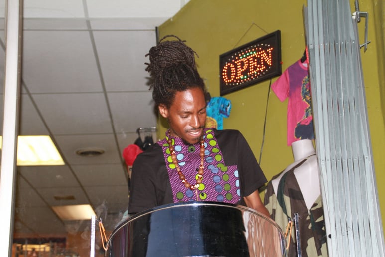 Gallery photo 24 of DoMo The Jack of All Trades