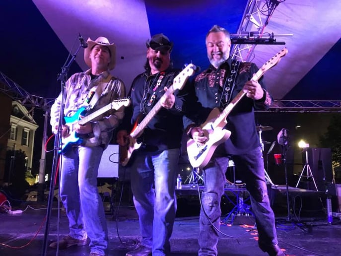 Gallery photo 2 of Whiskeyfist
