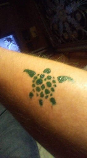 Gallery photo 4 of Donald Airbrush Temporary Tattoos
