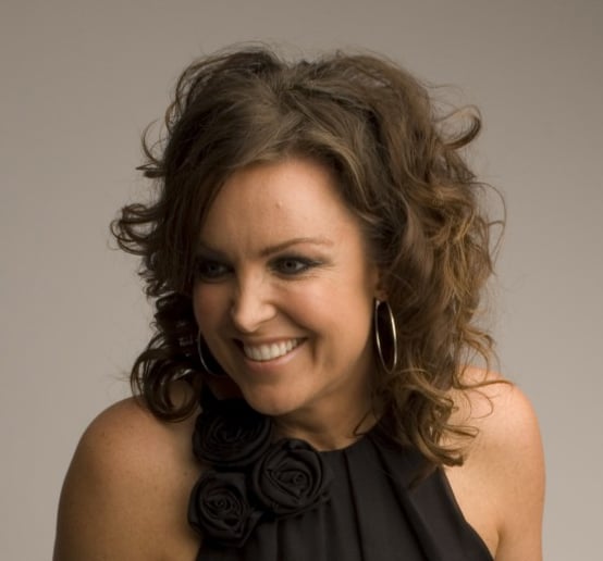 Gallery photo 3 of Donna Kay