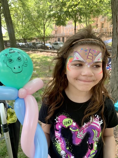 Gallery photo 7 of Doodle Faces and Balloon Buddies