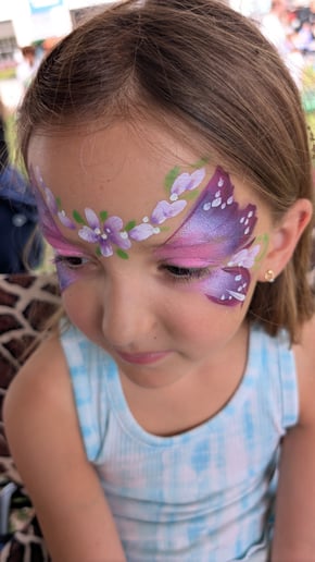 Gallery photo 3 of Doodles Facepainting and Balloons