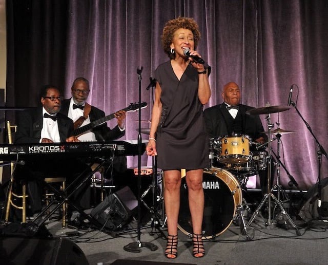 Gallery photo 1 of Dot Malone - The Vocalist