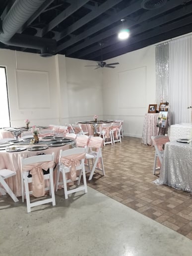 Gallery photo 6 of Double Queens Event Center