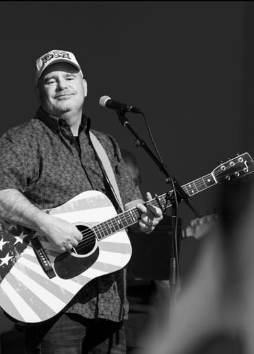 Gallery photo 5 of Doug Mathis Band