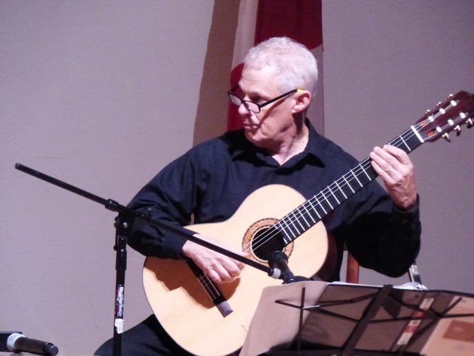 Gallery photo 2 of Douglas Back-classical guitarist