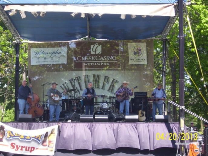 Gallery photo 4 of Douglas Back-classical guitarist