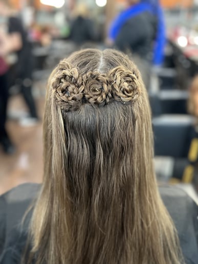 Gallery photo 5 of Dove Hair Designs