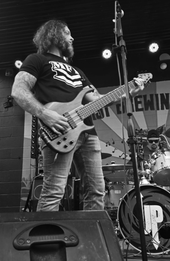 Gallery photo 4 of Downsyde Up 90's Tribute Band