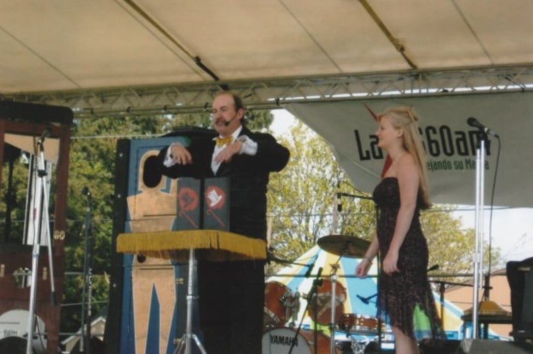 Gallery photo 2 of Dr. Delusions Illusions Comedy Magic Show