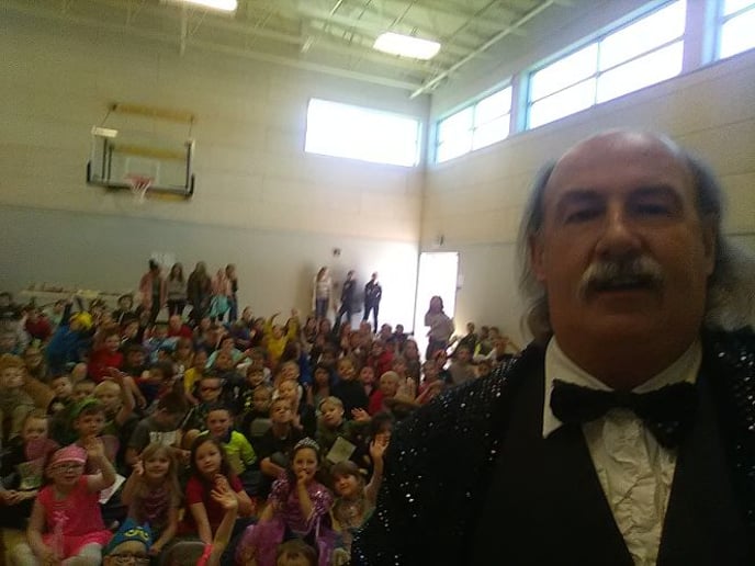 Gallery photo 23 of Dr. Delusions Illusions Comedy Magic Show