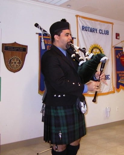 Gallery photo 9 of Dr. Raphael Pazo - Highland Bagpiper