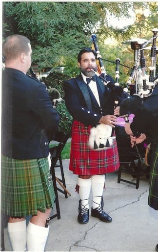 Gallery photo 25 of Dr. Raphael Pazo - Highland Bagpiper