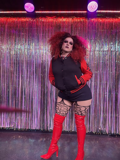 Gallery photo 4 of Drag performance