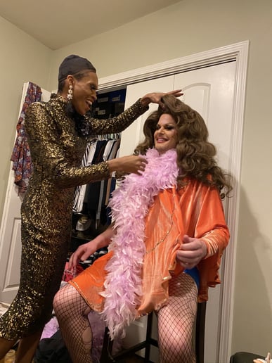 Gallery photo 6 of Foxie Adjuia - Drag Queen