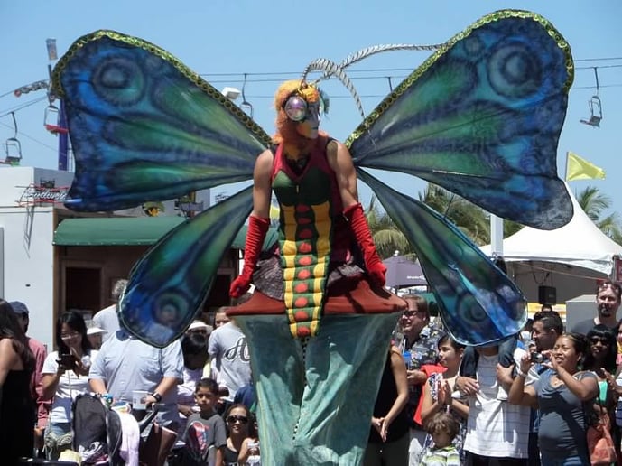 Gallery photo 2 of Dragon Knights Stilt Show