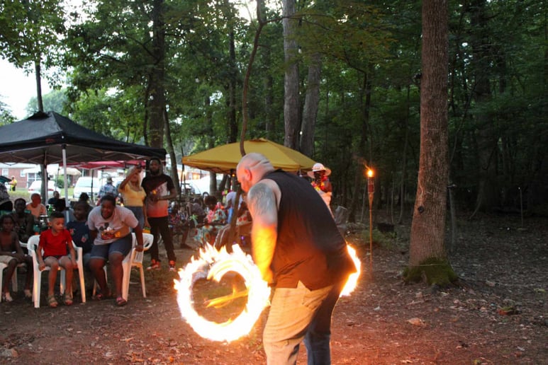 Gallery photo 4 of Heaven in Hell