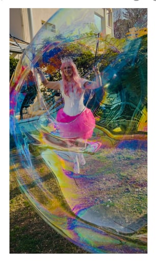 Gallery photo 7 of Big Beautiful Bubbles