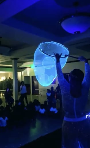 Gallery photo 6 of Big Beautiful Bubbles