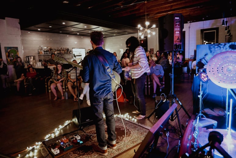 Gallery photo 2 of Dr.Don & The Medicine Men