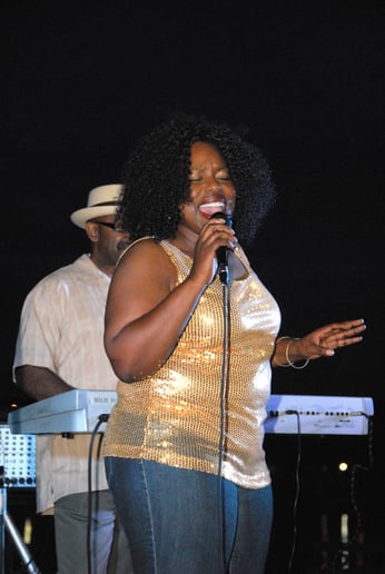 Gallery photo 1 of Drea Earls