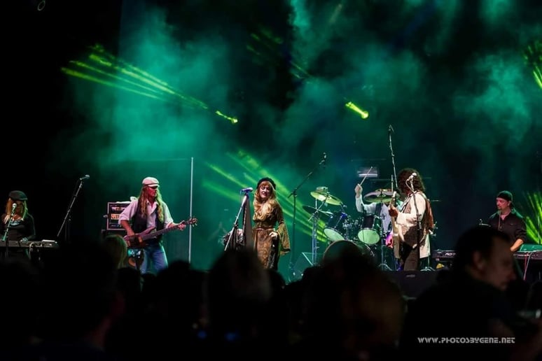 Gallery photo 1 of True Rumours
