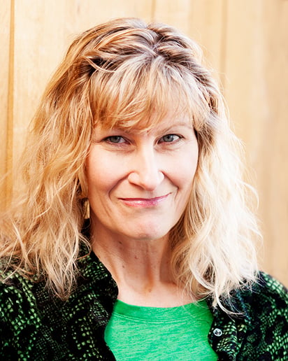 Gallery photo 1 of Film Star of ZILLA & ZOE & Master NLP Coach Julie Elizabeth Knell