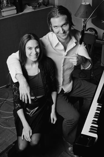 Gallery photo 6 of Drew & Kin