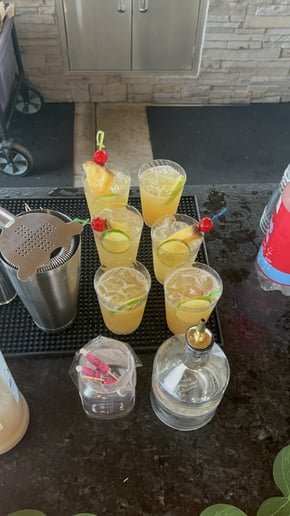 Gallery photo 4 of Drinks Jess Because