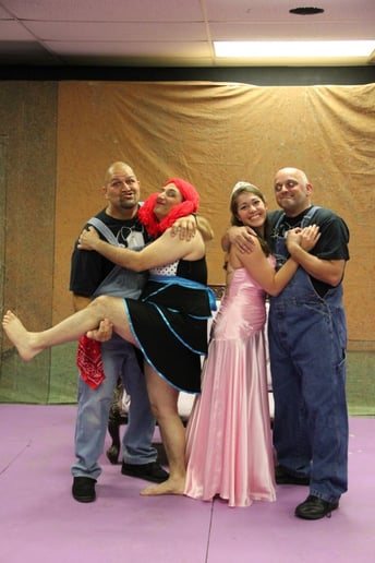 Gallery photo 25 of Knock 'Em Dead Comedy