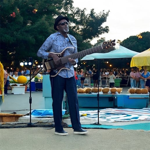 Gallery photo 4 of Drue Williams Jr. The "Voice of the Bass"