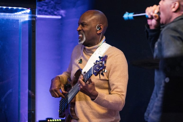 Gallery photo 11 of Drue Williams Jr. The "Voice of the Bass"