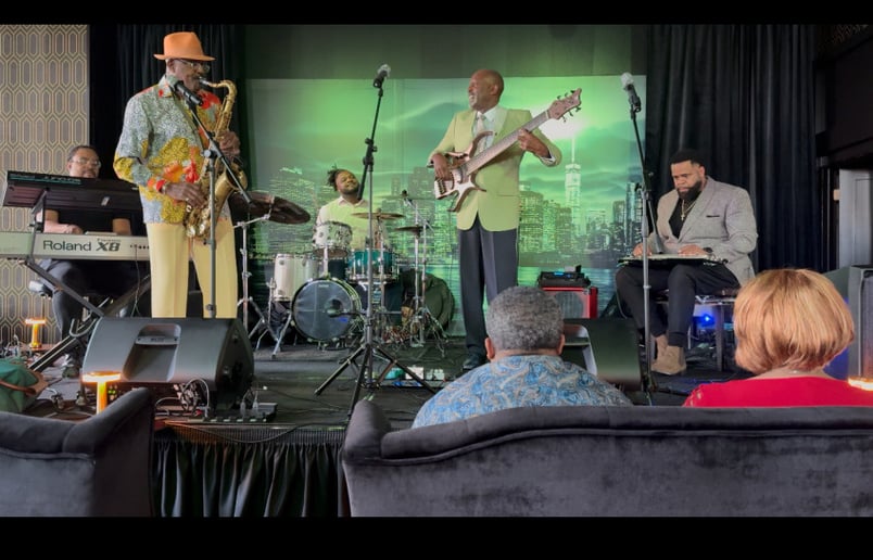 Gallery photo 19 of Drue Williams Jr. The "Voice of the Bass"