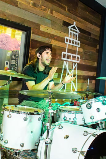 Gallery photo 1 of Drummer Stefan Del Bosque