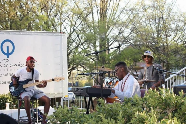 Gallery photo 1 of Terrance Williams - Drummer