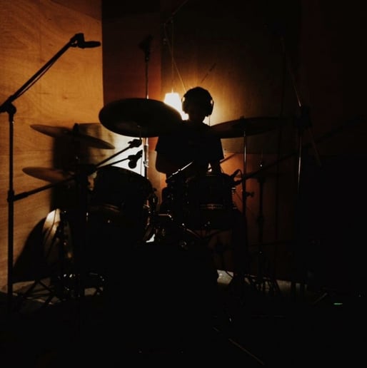 Gallery photo 2 of Drums & Accompaniment