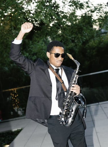 Gallery photo 2 of Dezmond Mitchell