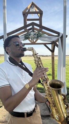 Gallery photo 13 of Dezmond Mitchell