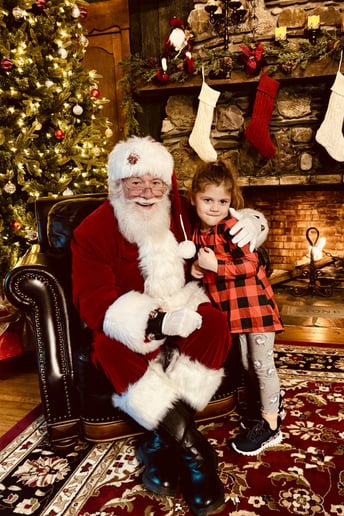 Gallery photo 4 of Duane Paul (A New York Santa)