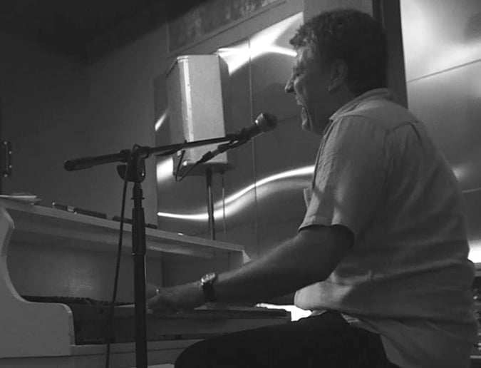 Gallery photo 4 of Duelling Pianos Niagara