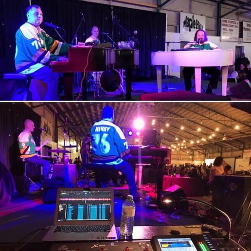 Gallery photo 6 of Duelling Pianos Niagara